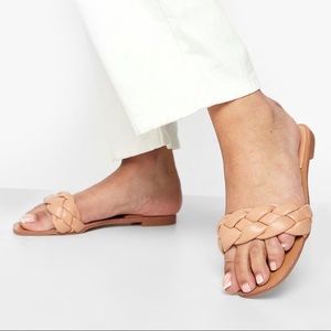 BRAND NEW NUDE SANDALS, JUST GOT THEM TODAY !!NEVER WORN!